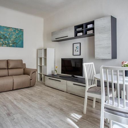 Joivy Chic 1 Bed Flat Apartment Милано Екстериор снимка