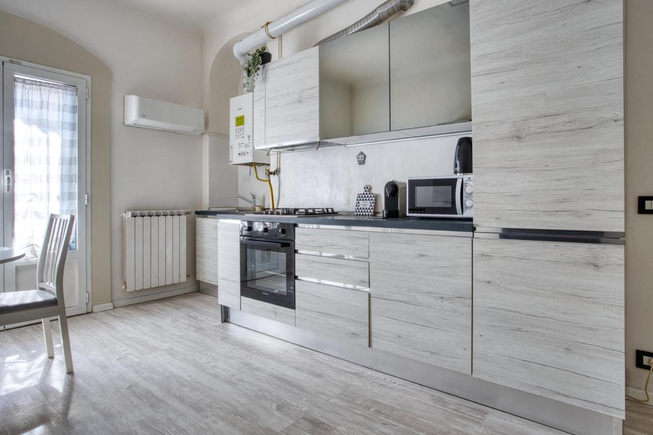 Joivy Chic 1 Bed Flat Apartment Милано Екстериор снимка